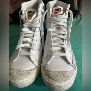 Womens Nike Blazer Mid ‘77
